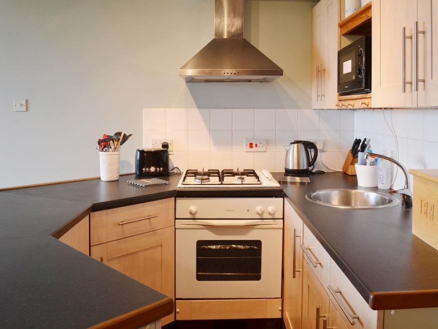 Rose Cottage - E1494