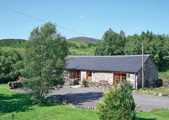 Rowan Tree Cottage - S4216