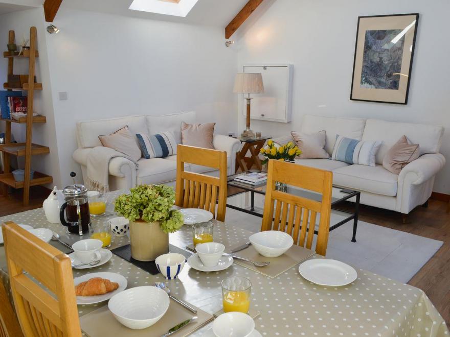 Tremodrett House Barn