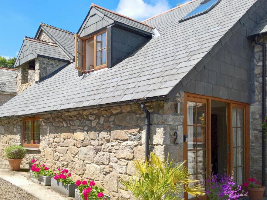 Tremodrett House Barn