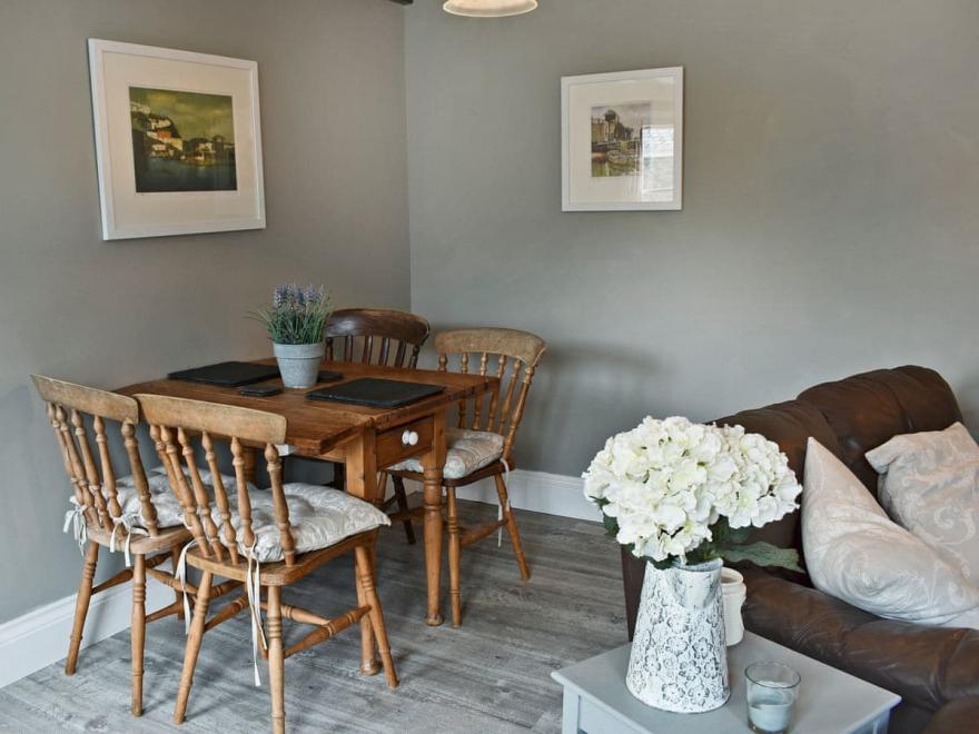 Mount Street Cottage