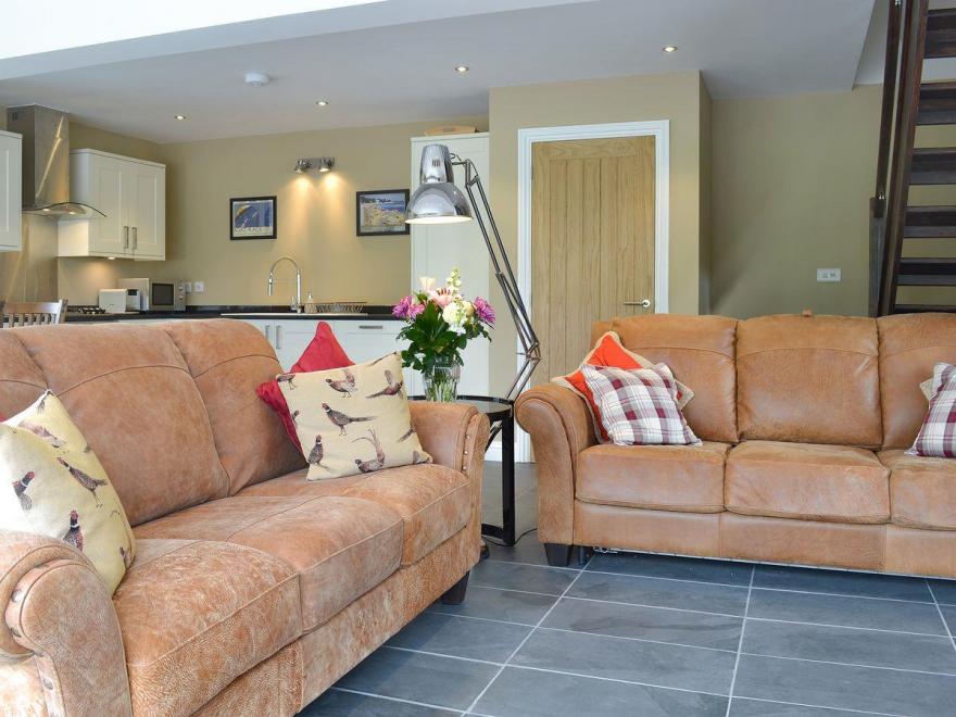 The Lodge at Bainesbury House