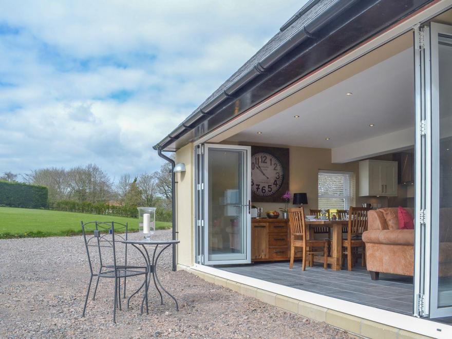 The Lodge at Bainesbury House