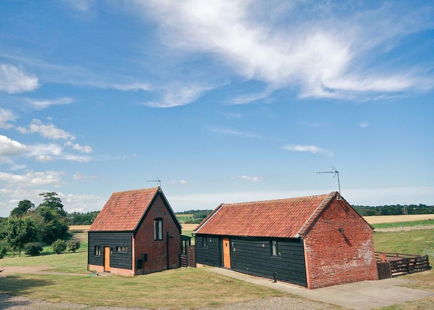 Sally's Nest - E3042