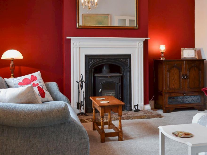 Victorian Cottage-The Beach