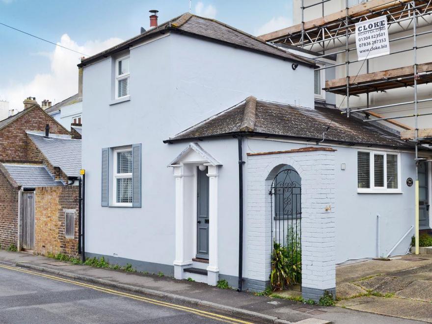 Victorian Cottage-The Beach