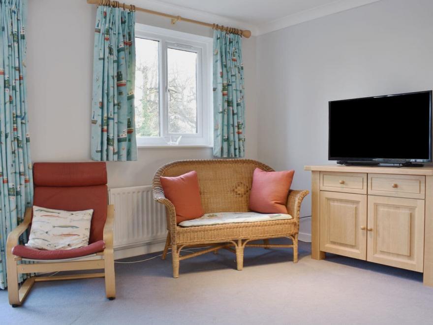 Between The Quay And The Sea