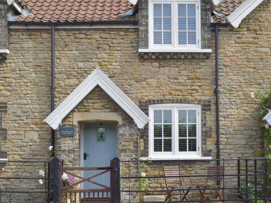 Number Five Pond View Cottages