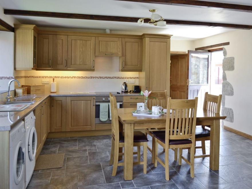 Eglos Derry Farm Cottage - E4597
