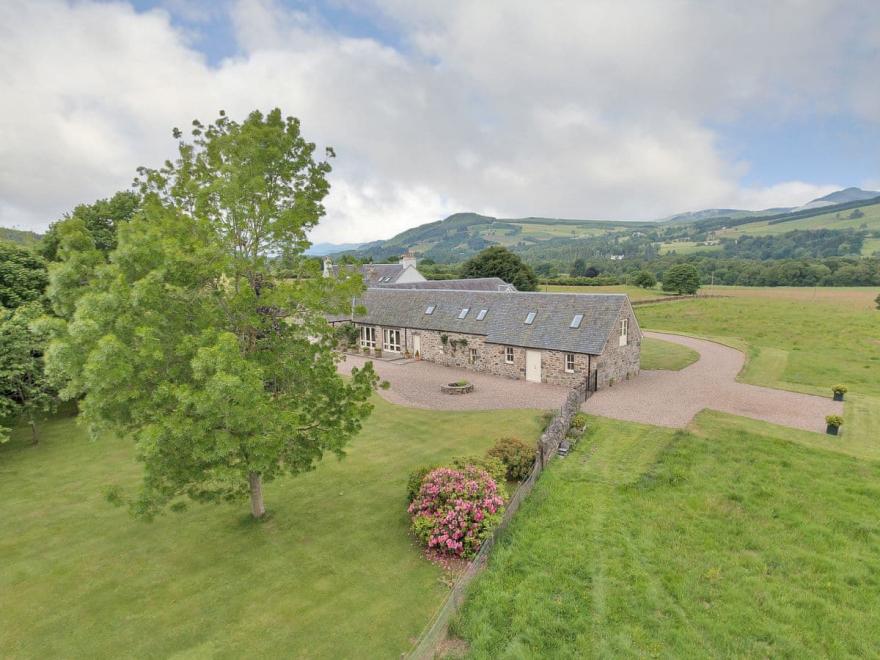 Wester Coshieville Cottage