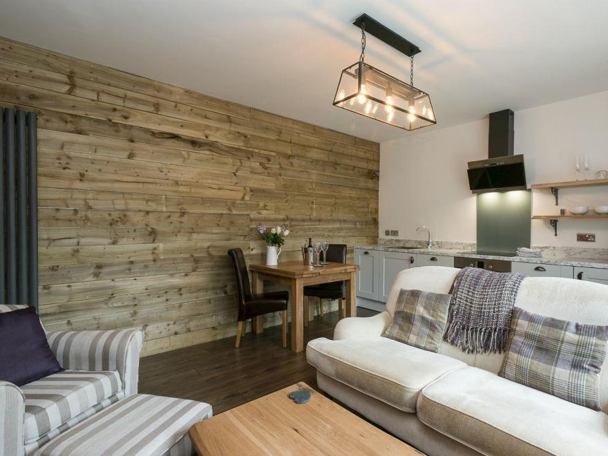 The Coach House - UKC2365