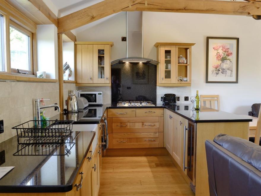 Bwthyn Llwynog - HW7739