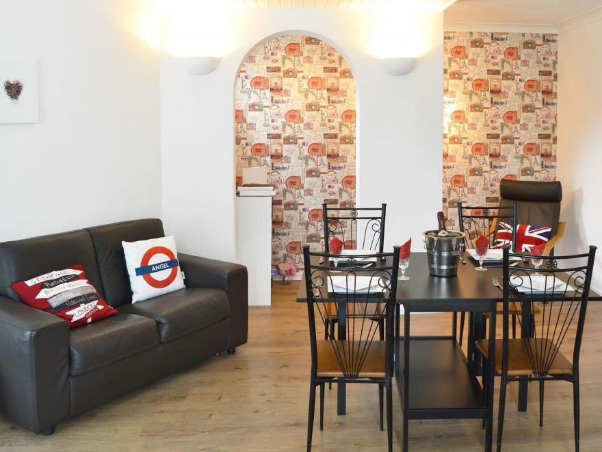 Orchard Corner-Hickling