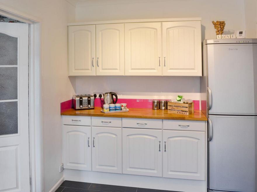 Orchard Corner-Hickling