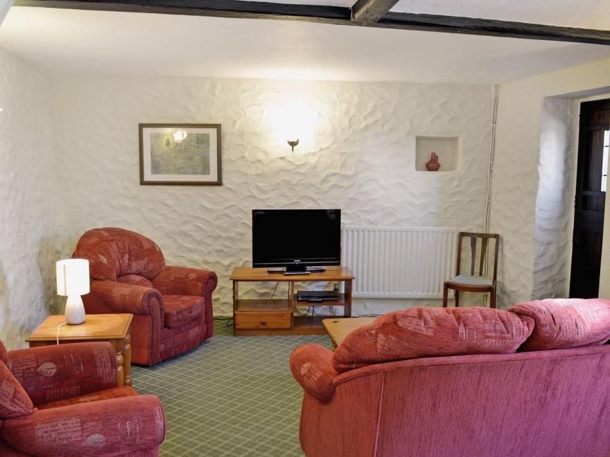 Grooms Cottage-E2224