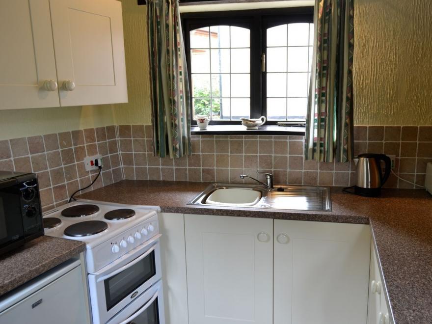 Stables Cottage-E2227