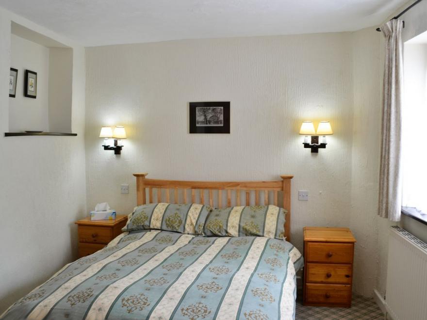 Stables Cottage-E2227