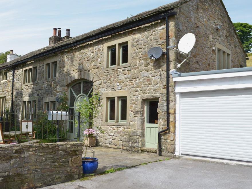 Higher Well Head Barn