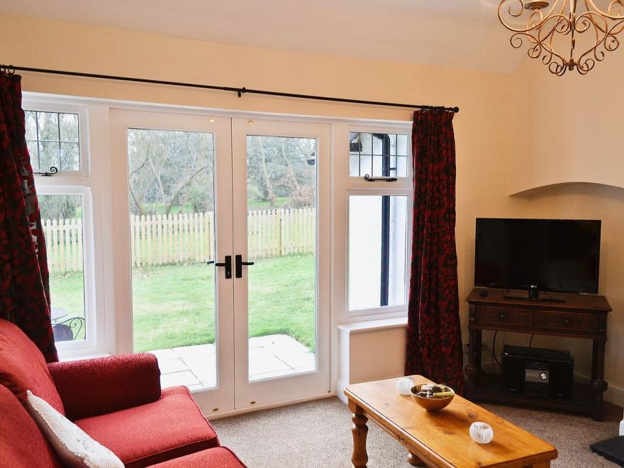 Kingshill Farm Cottage - 28270