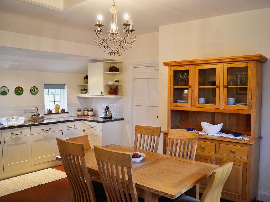 Kingshill Farm Cottage - 28270