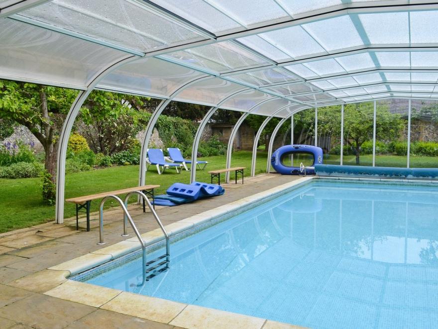 The Smoke House - E2230