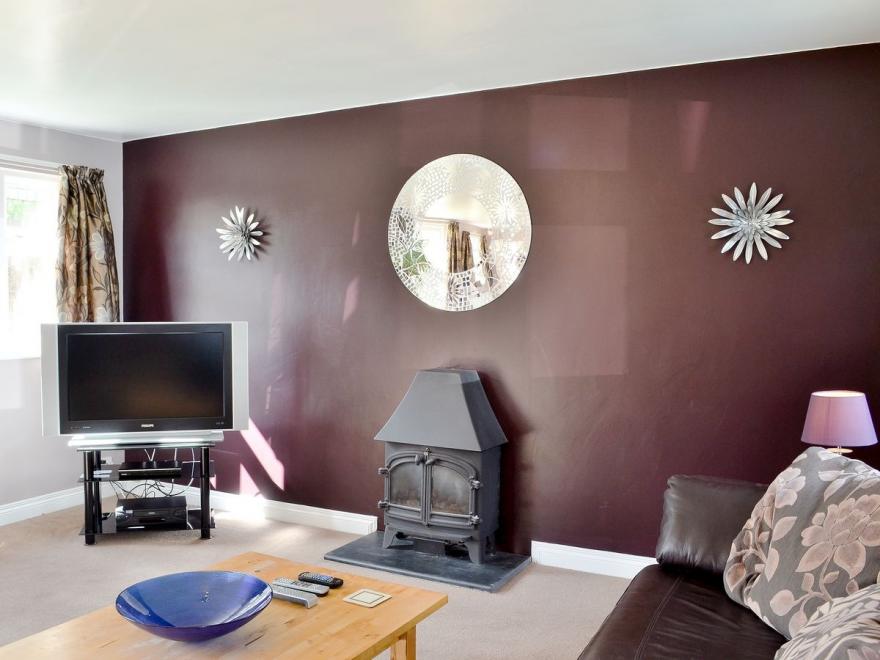 The Smoke House - E2230