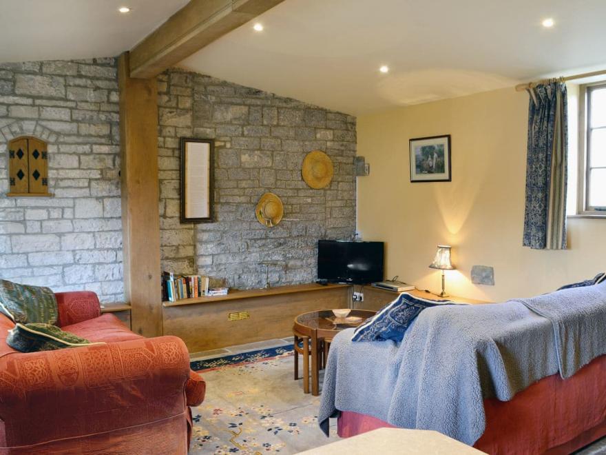 The Coach House  - 28884