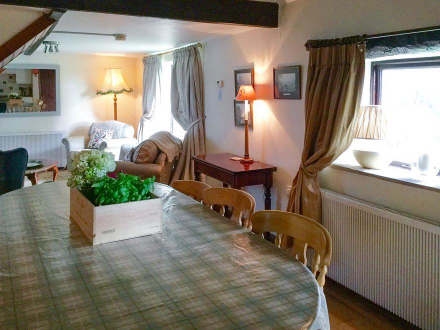 Buttercup Down - UK4050