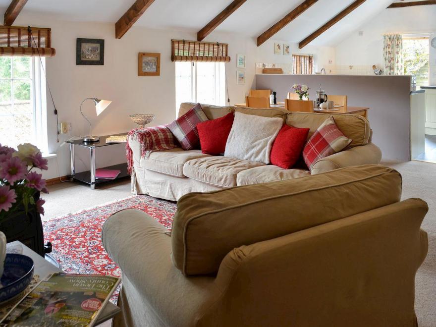 Old Ford House Studio Apartment