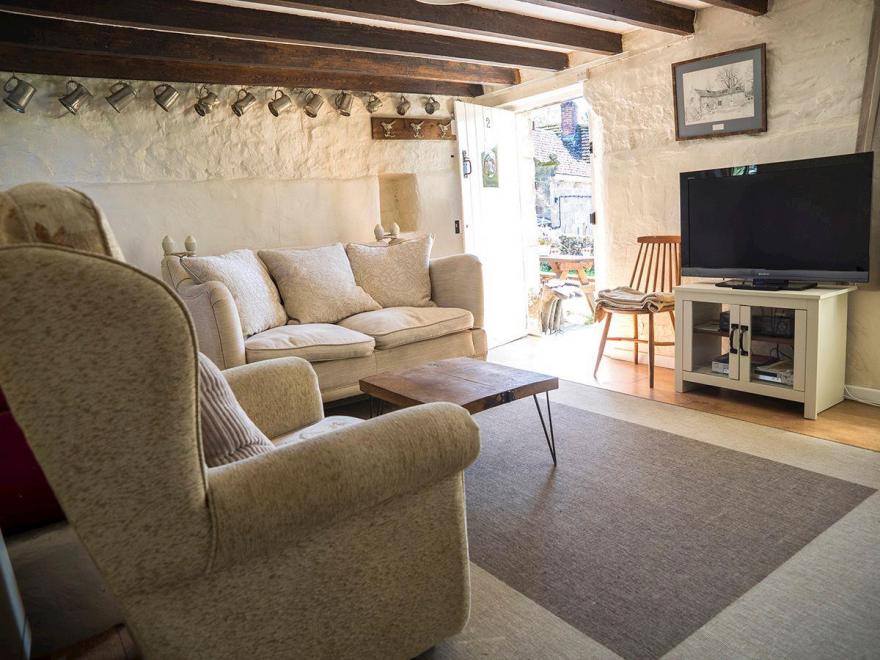 Nightingale Cottage - UKC1570