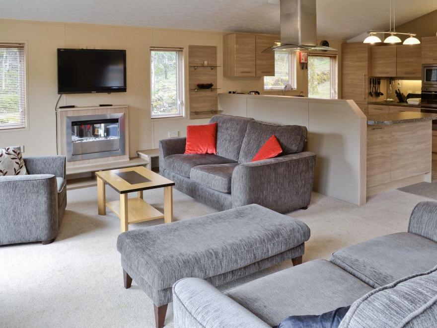 Sycamore Cottage - E5123