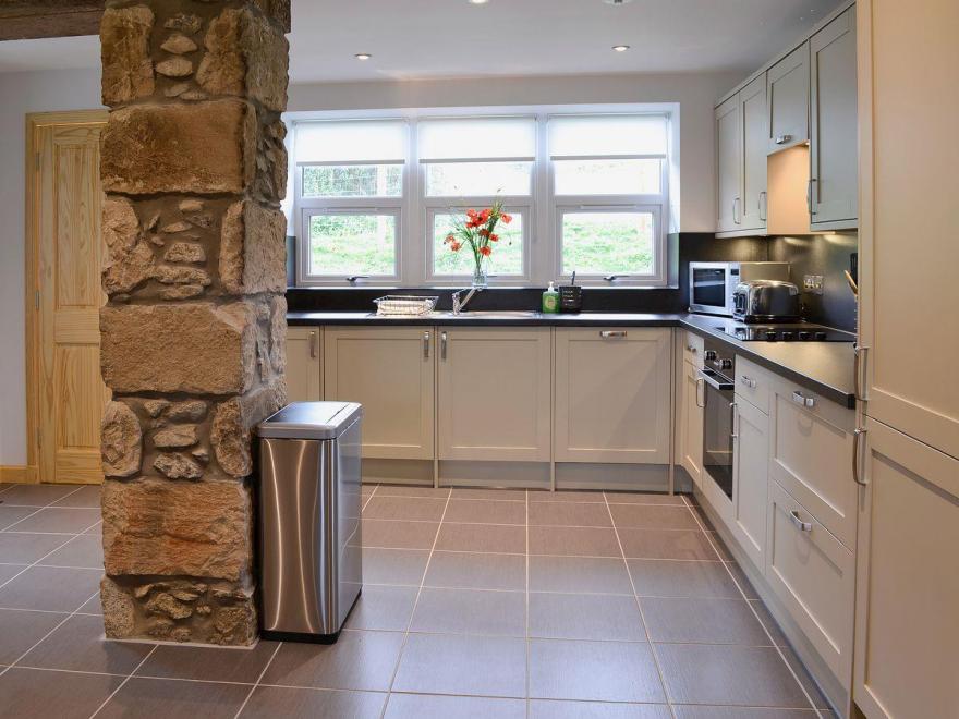 Tornahatnach - UK5177