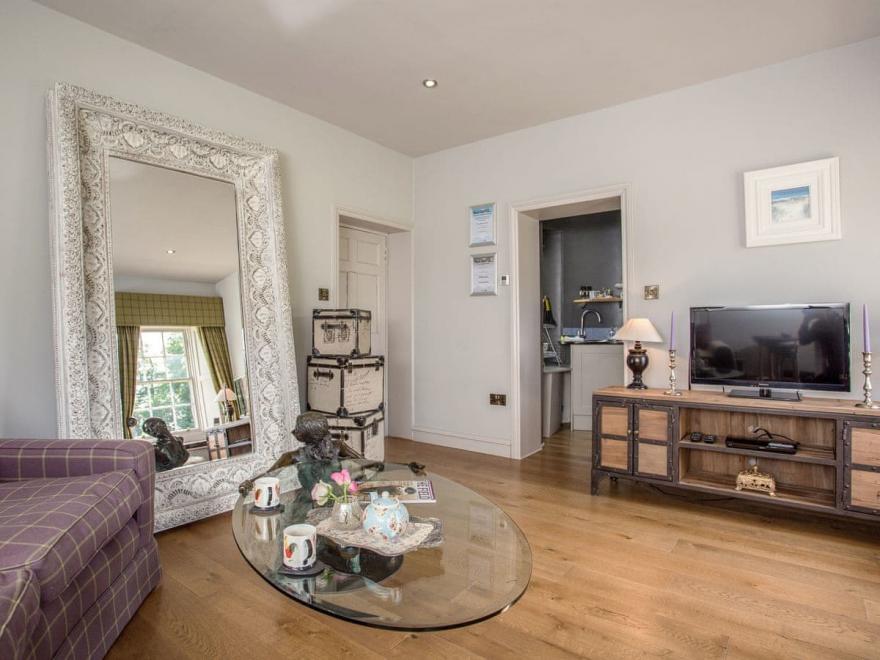 Garden Rooms - UKC2426