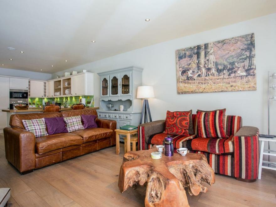 Gardener's Bothy - UKC2429