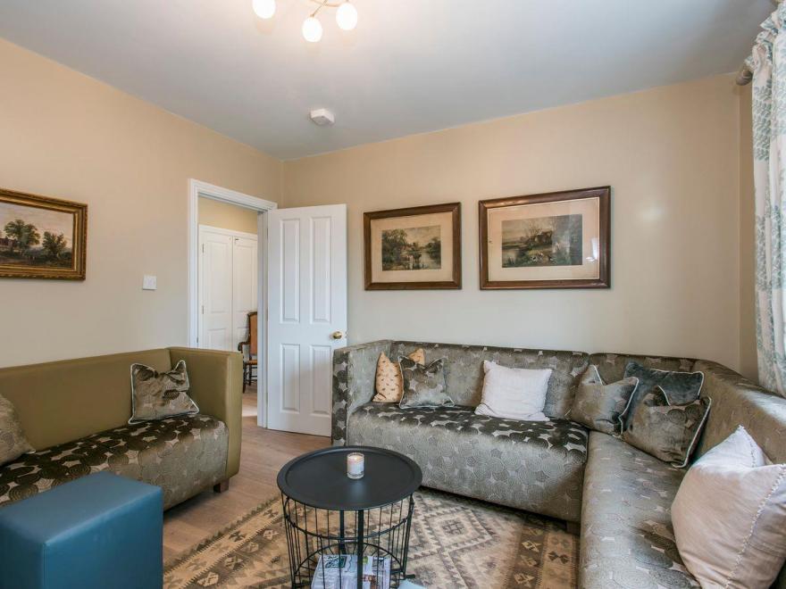 Cowslip Cottage-UKC2457