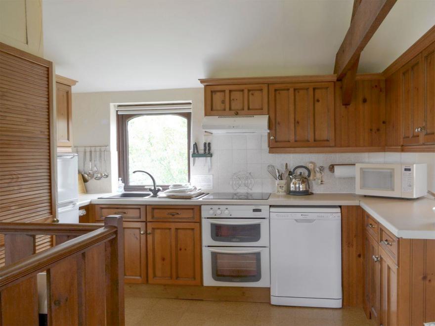 Millook Cottage - E1337