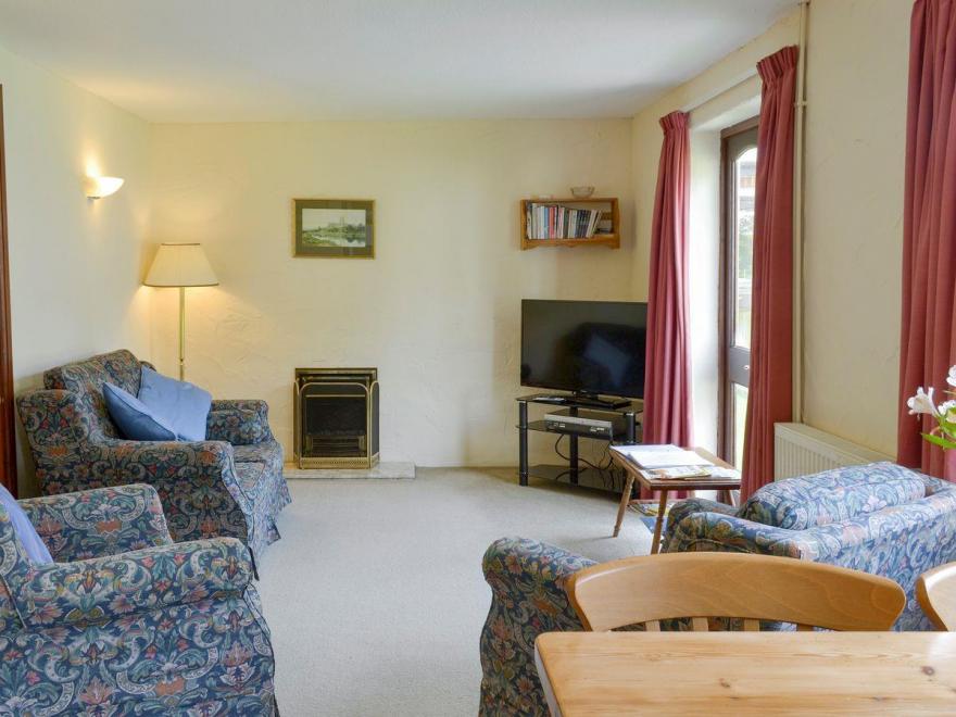 Northcott Cottage - E1343