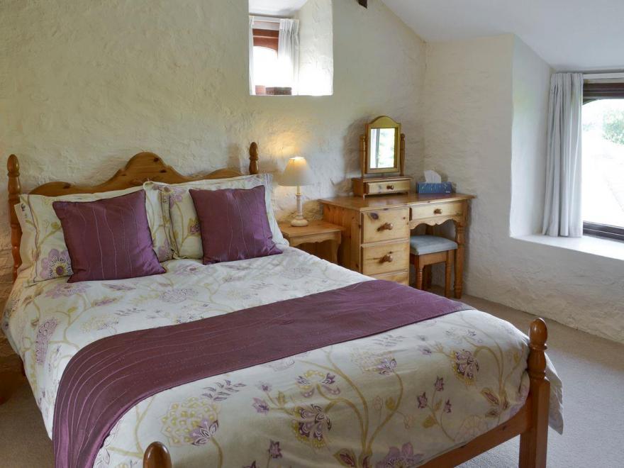 Summerleaze Cottage E1348