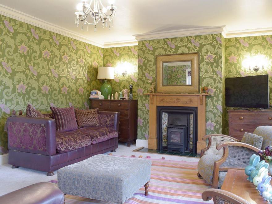 Foxley Bank Stables Main House - UKC2563