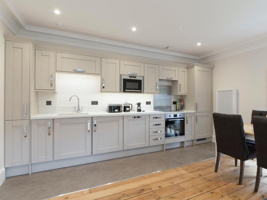 Hexham House Apartment 5 - UK3196