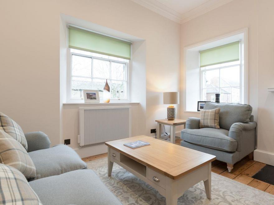 Hexham House Apartment 6 - UK3197
