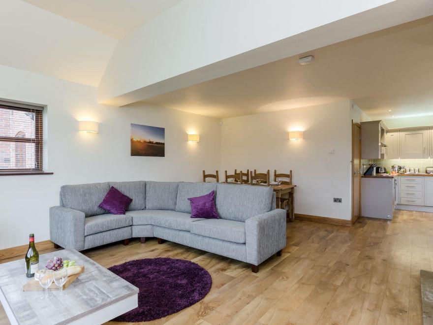 Swallow Cottage - UKC2579