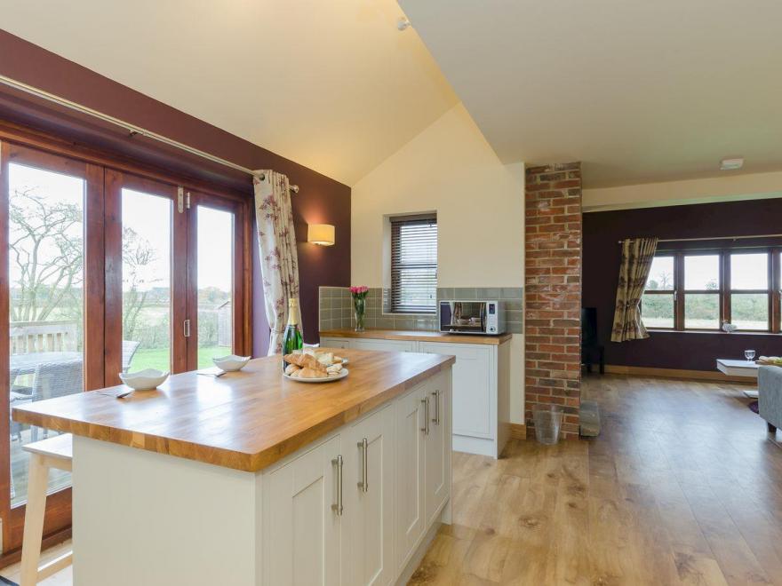 Swallow Cottage - UKC2579