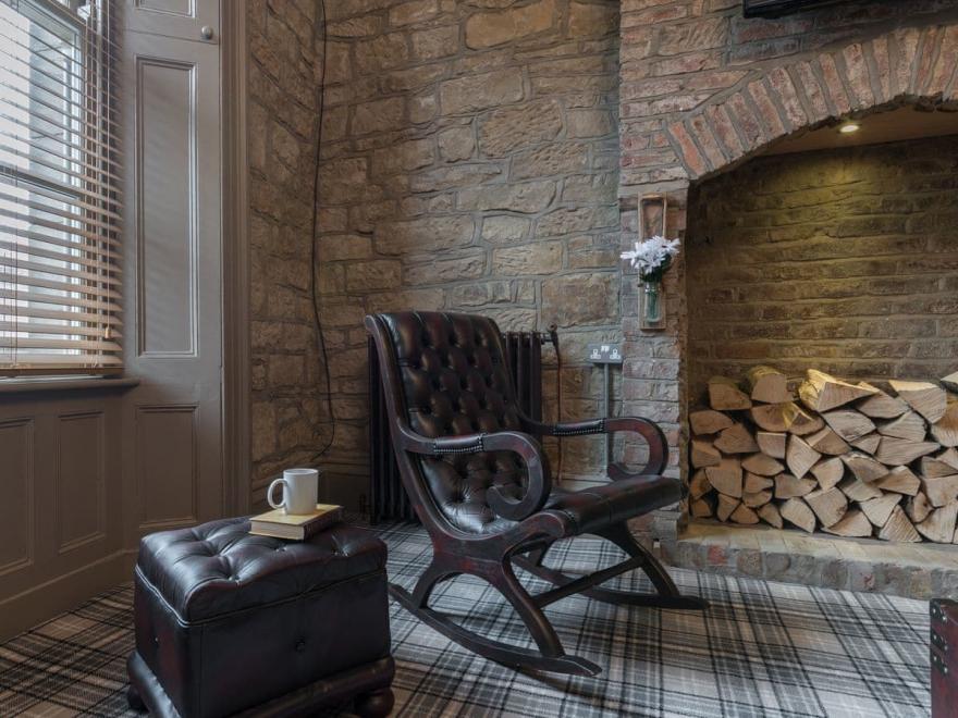 The Oldgate - UK3202