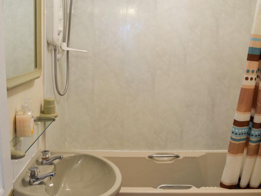 Apartment 2 - UKC2603