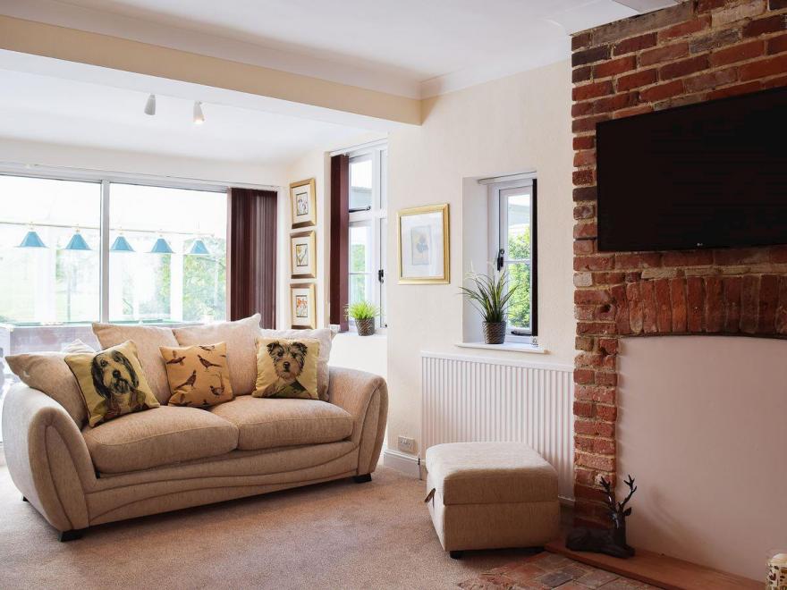 Old Applecroft Farmhouse