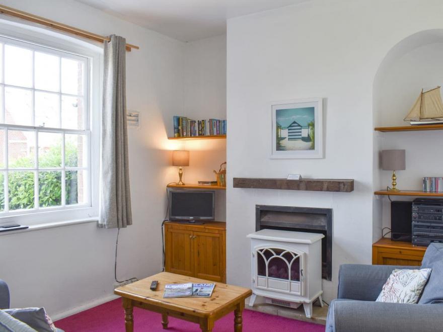 2 Fort Victoria Cottages