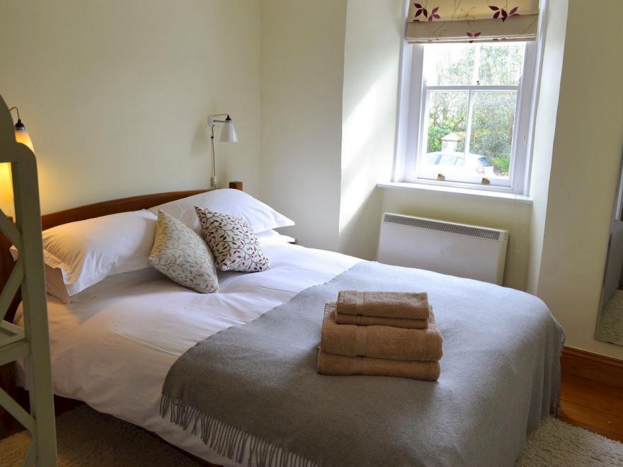 Bal-Maiden'S Cottage