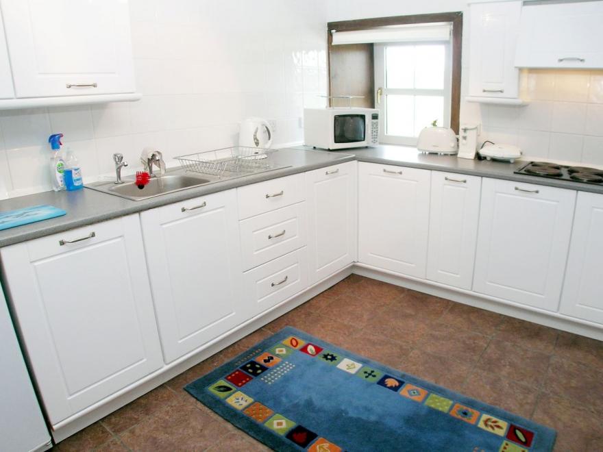 Ellon Cottage - W43335