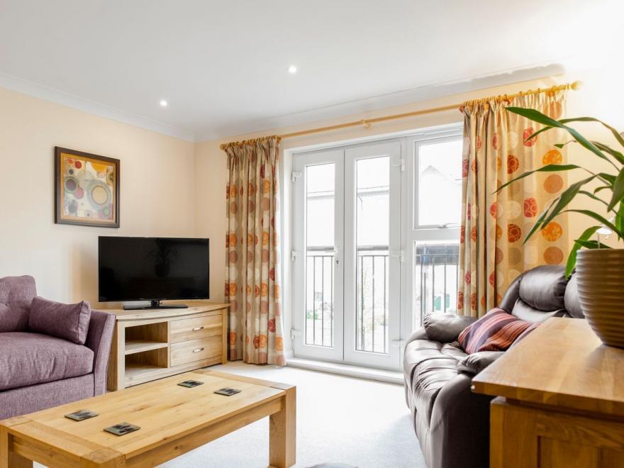 Camstay Longworth Avenue